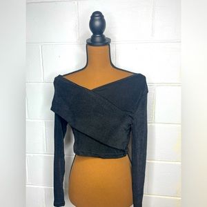Cider off shoulder crop top, size large